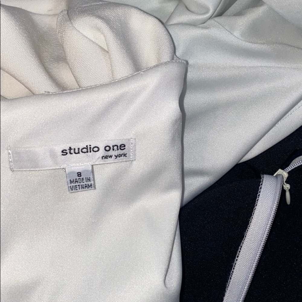 Studio One Dress - Picture 8 of 9